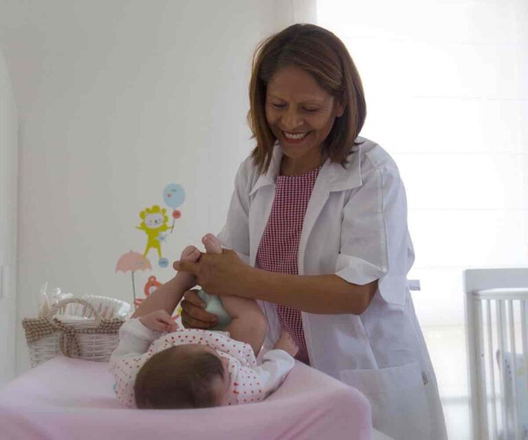 What a Nursery Nurse is (and is Not) - Xerendipity Qualified Household Staff Recruiting Service